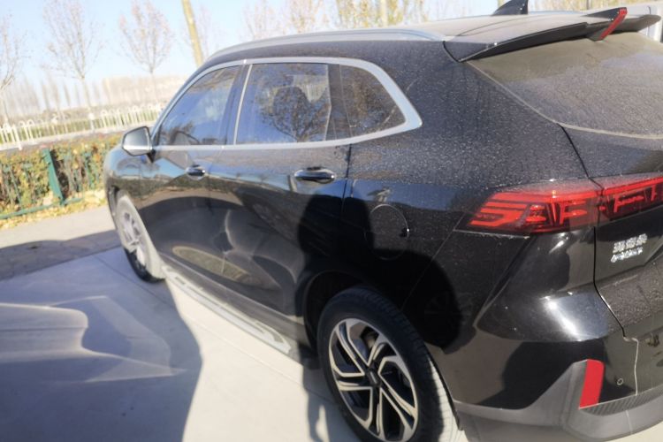 魏牌 玛奇朵 2021款 1.5L DHT特调版车身外观4