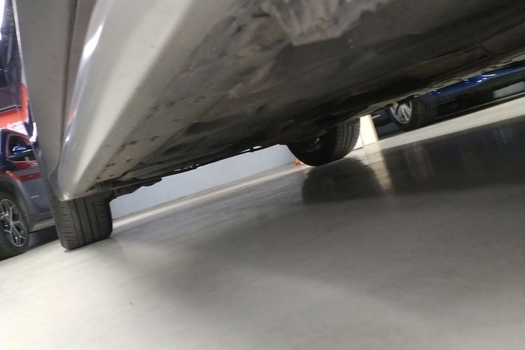 宝马X1 2018款 sDrive18Li 尊享型局部细节9001