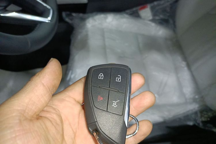 别克 2025款 昂科威Plus 四驱Avenir艾维亚中控内饰11