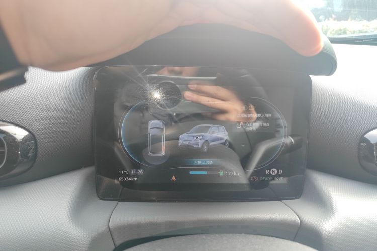 零跑汽车 零跑T03 2021款 400豪华版中控内饰14