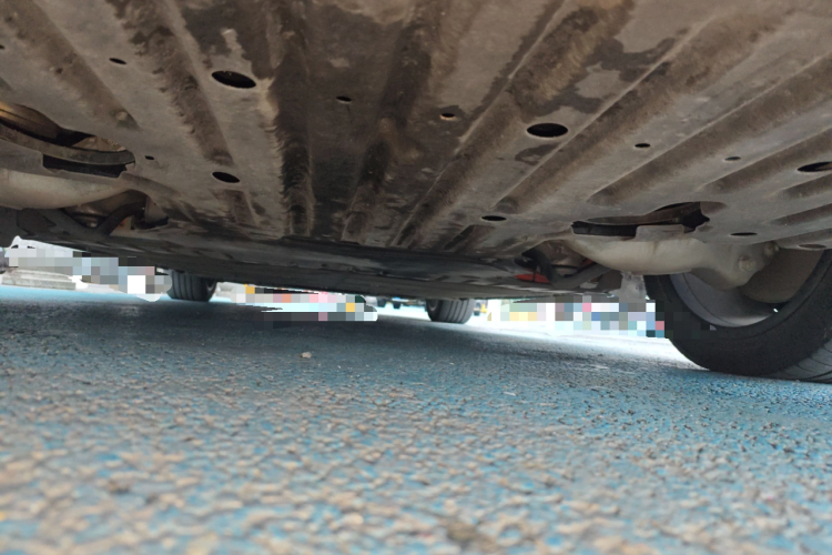 岚图汽车 岚图追光 2023款 四驱标准版局部细节9009