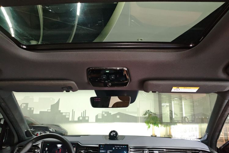 蔚来ES8 2022款 75kWh 六座版中控内饰22