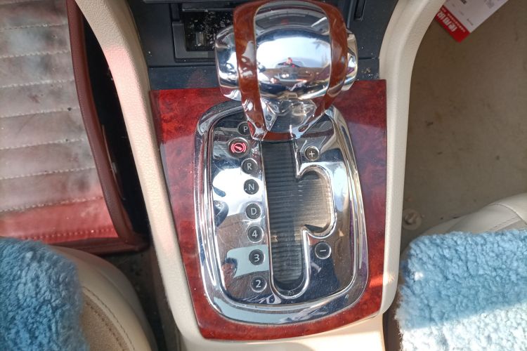 大众 Passat领驭 2009款 2.8L V6 自动至尊型中控内饰18