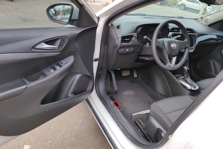 别克 凯越 2018款 15N CVT精英型中控内饰7003