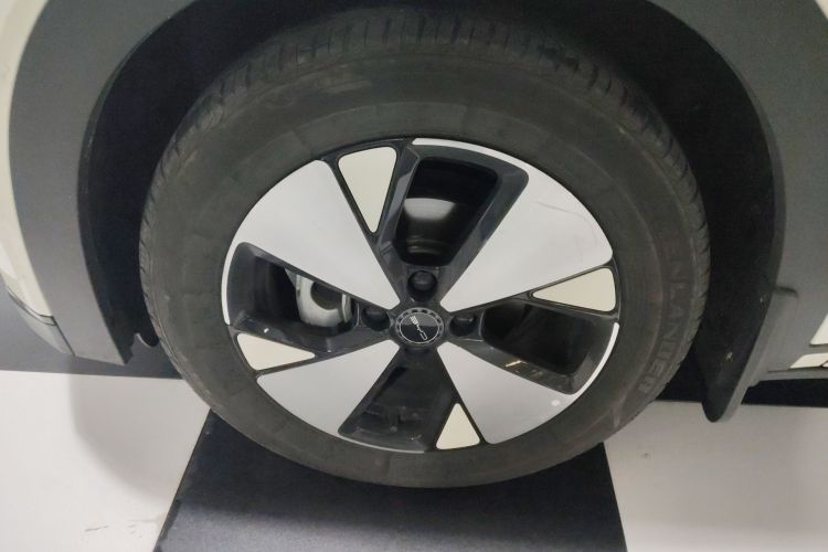 比亚迪 海豚 2023款 420km 时尚版车身外观6007