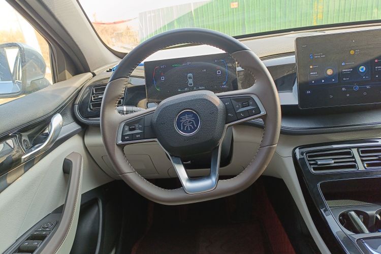 比亚迪 秦PLUS 2024款 荣耀版 DM-i 55KM领先型中控内饰13