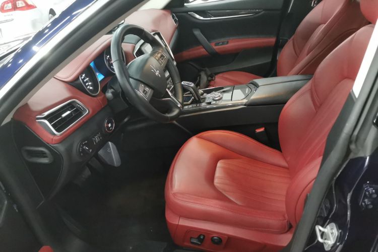 玛莎拉蒂 Ghibli 2020款 3.0T 标准版中控内饰19