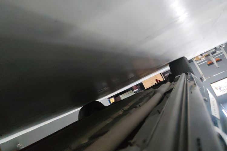 腾势D9 2022款 DM-i 970 四驱旗舰型局部细节9001