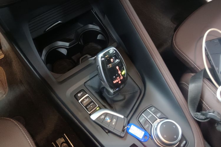 宝马X1 2022款 sDrive25Li 领先型中控内饰18