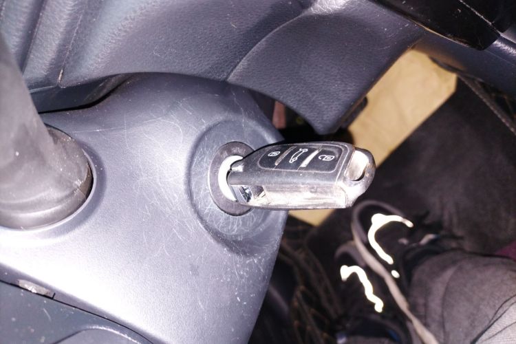 丰田 威驰 2021款 1.5L CVT创行版中控内饰11