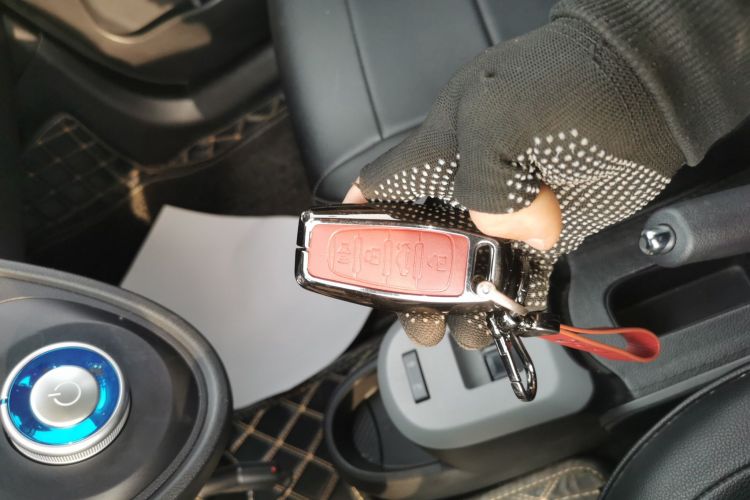 欧拉黑猫 2021款 301km 基础型中控内饰7001