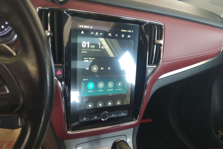 荣威RX5 2016款 30T 四驱自动互联网智尊版中控内饰16