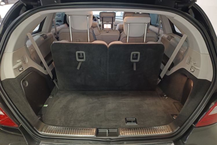 奔驰R级 2014款 R 320 4MATIC 商务型机舱底盘23