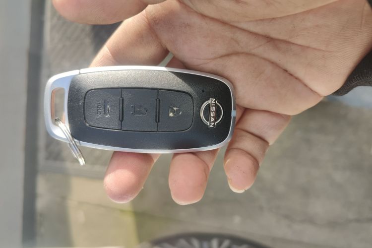 日产 天籁 2022款 2.0L XL-TLS 悦享版中控内饰7001