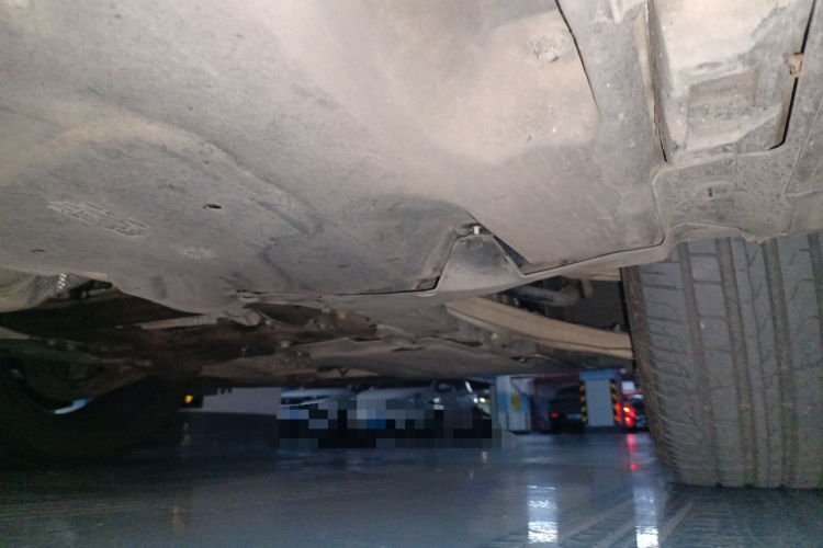 奔驰GLA 2018款 GLA 200 时尚型局部细节9001