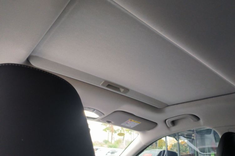 吉利汽车 帝豪 2023款 第4代冠军版 1.5L CVT豪华型中控内饰22