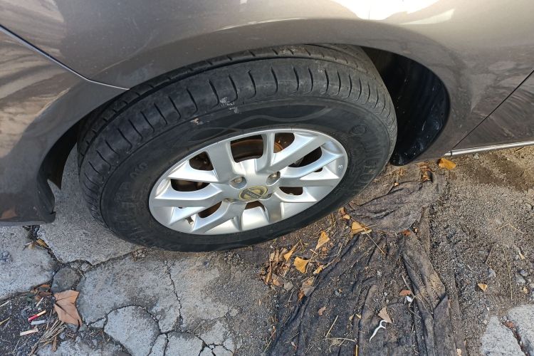 日产 阳光 2015款 1.5XE 手动舒适版车身外观6007