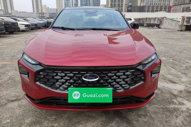福特 蒙迪欧 2025款 2.0T EcoBoost 至尊型车身外观2