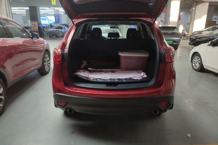 马自达CX-5 2015款 2.0L 自动两驱都市型机舱底盘23