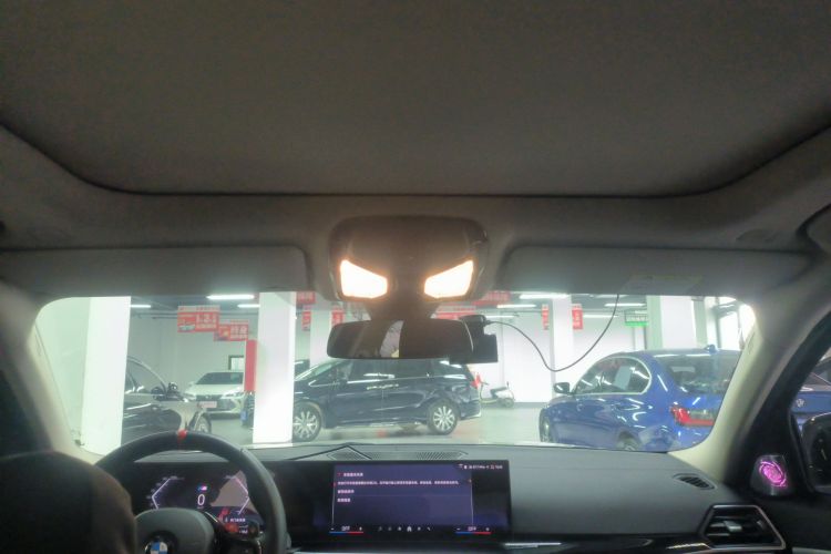 宝马3系 2024款 325Li M运动曜夜套装中控内饰22