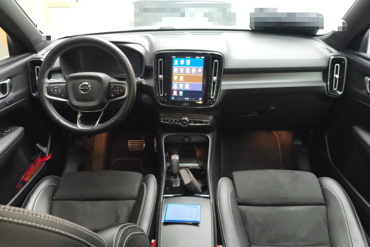 沃尔沃XC40新能源 2021款 P8 纯电 四驱智雅运动版中控内饰12