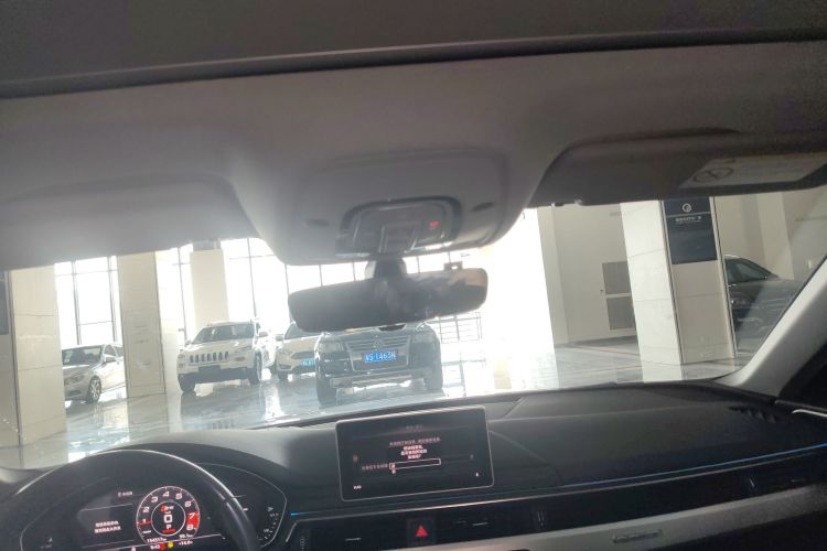 奥迪A5 2017款 Sportback 45 TFSI quattro 运动型中控内饰22