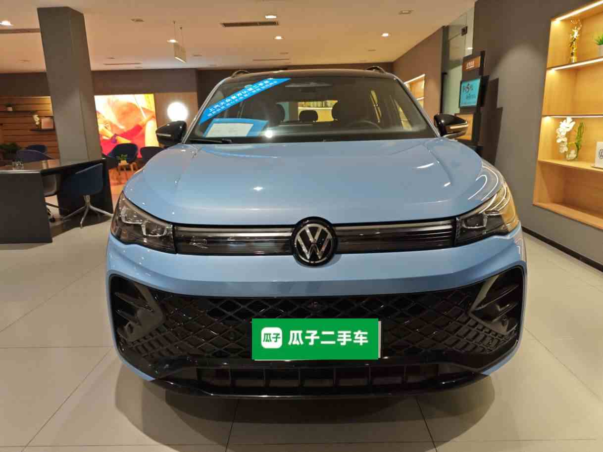 大众 途观L 2024款 PRO 380TSI 四驱R-Line智尊版(1)