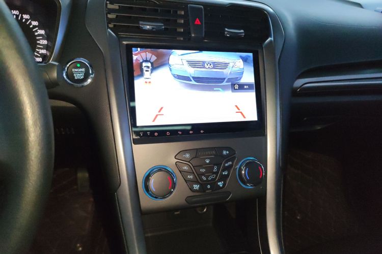 福特 蒙迪欧 2017款 EcoBoost 180 时尚型中控内饰16