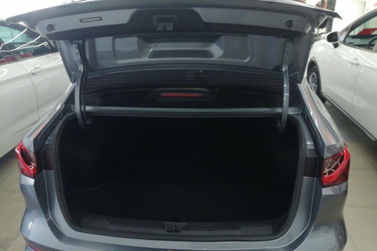 荣威i5 2023款 1.5L CVT豪华版局部细节23