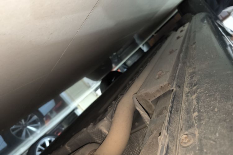 鸿蒙智行 问界M5 2022款 增程四驱旗舰版局部细节9001