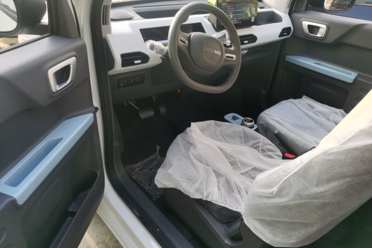 吉利银河 2024款 熊猫mini 200km 耐力熊中控内饰20