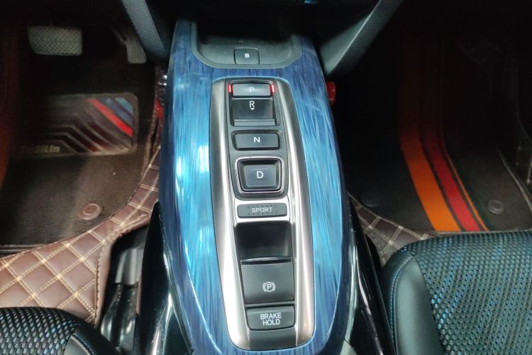 思铭 东风本田X-NV 2020款 风驰版中控内饰18