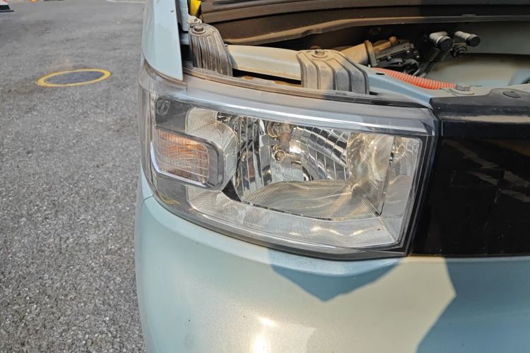 五菱汽车 宏光MINIEV 2020款 自在款 磷酸铁锂车身外观6006