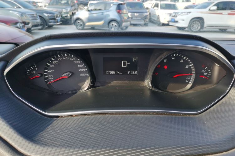 标致308 2019款 230THP 自动豪华版 国V中控内饰14