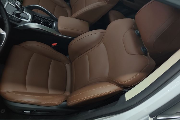 吉利汽车 博越 2021款 1.8TD DCT两驱亚运版局部细节19