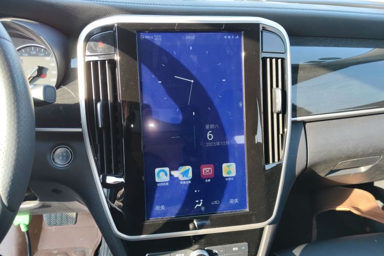 比亚迪 宋MAX 2017款 1.5T 自动智联精英型 7座中控内饰16