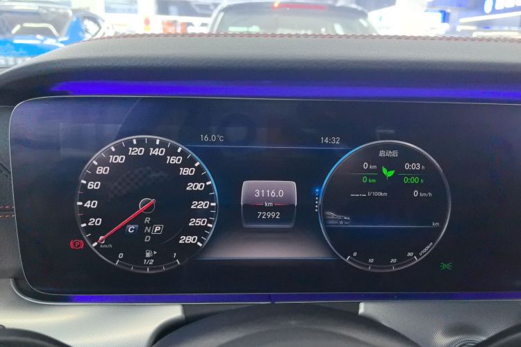 奔驰E级AMG 2019款 AMG E 53 4MATIC+ 轿跑车中控内饰14