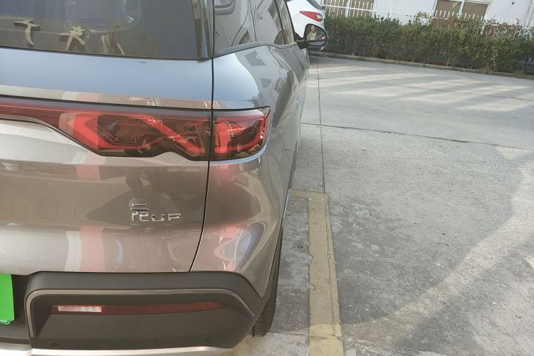 比亚迪 元UP 2024款  401KM 活力版车身外观6006