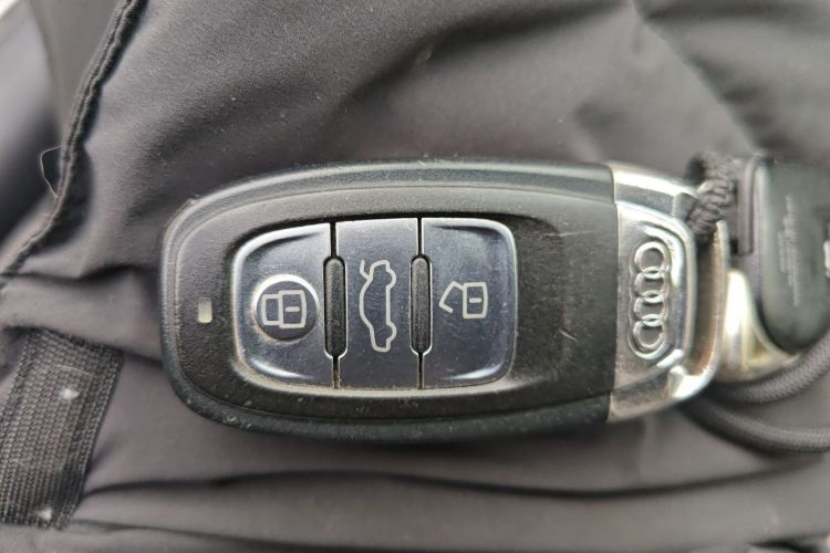 奥迪A6L 2016款 TFSI 技术型中控内饰11