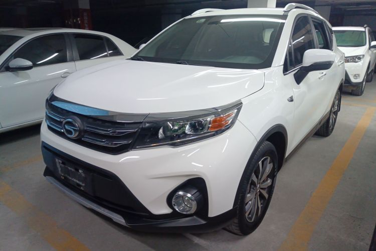 广汽传祺 传祺GS3 2019款 235T 手动精英版车身外观1