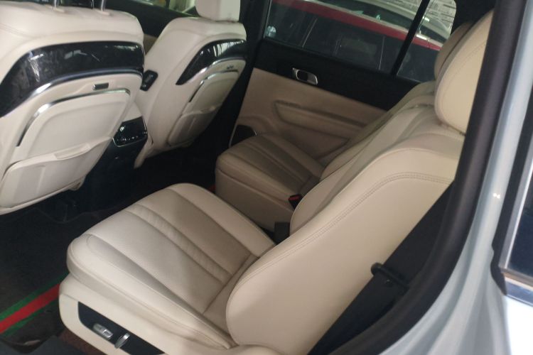 理想汽车 理想ONE 2020款 增程6座版中控内饰21