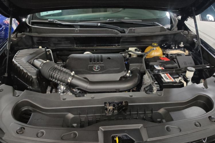 别克 昂科旗 2020款 28T 四驱旗舰型机舱底盘24