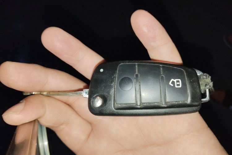 五十铃 瑞迈 2022款 2.8T经典柴油四驱舒适型标轴版JE493ZLQ6E中控内饰7001