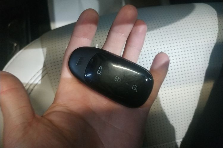 理想汽车 理想ONE 2021款 增程6座版中控内饰11