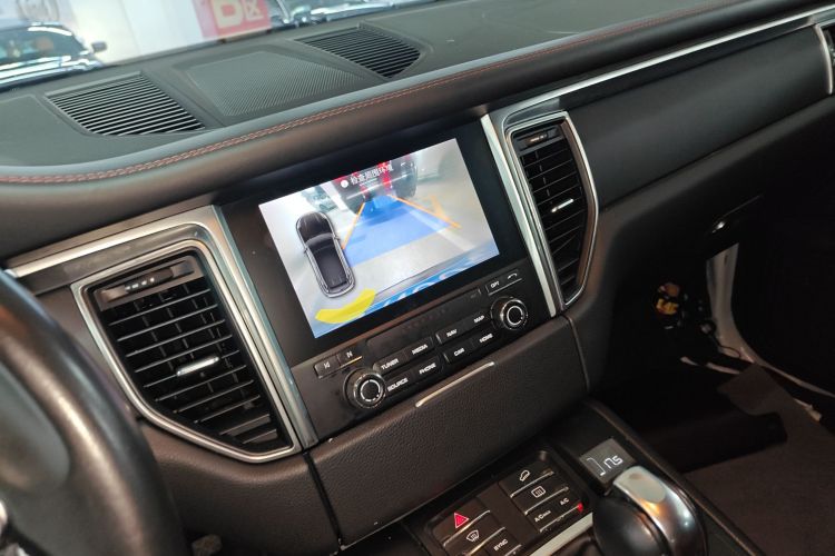 保时捷 2017款  Macan 2.0T中控内饰16