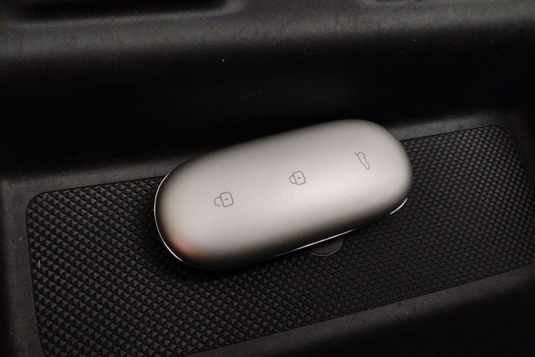 理想汽车 理想L9 2025款 Ultra 智能焕新版中控内饰11