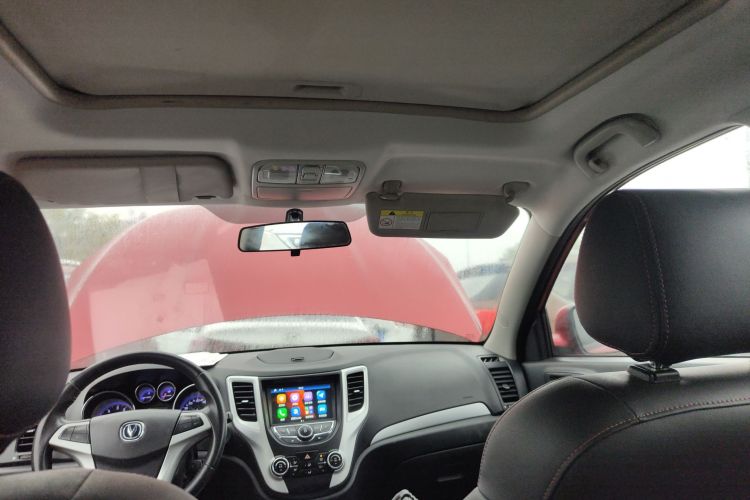 长安CS35 2016款 1.6L 手动豪华型 国V中控内饰22