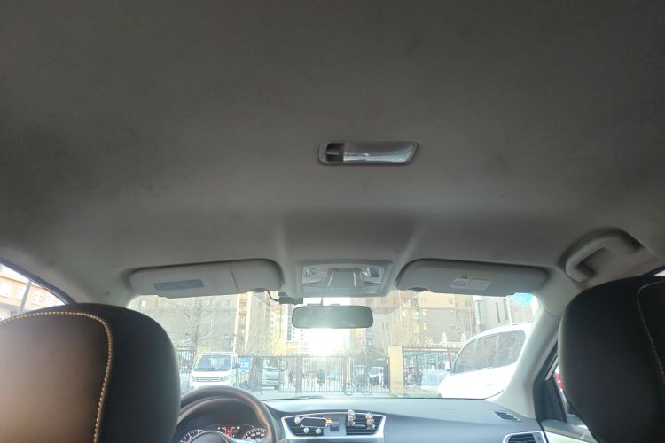 日产 轩逸 2019款 经典 1.6XE CVT舒适版中控内饰22