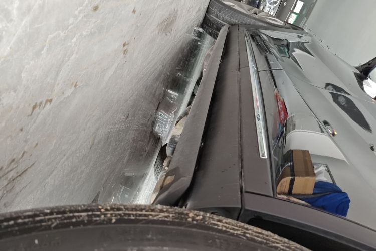 比亚迪 唐新能源 2018款 DM 2.0T 全时四驱智联创领型 5座 国V局部细节9002