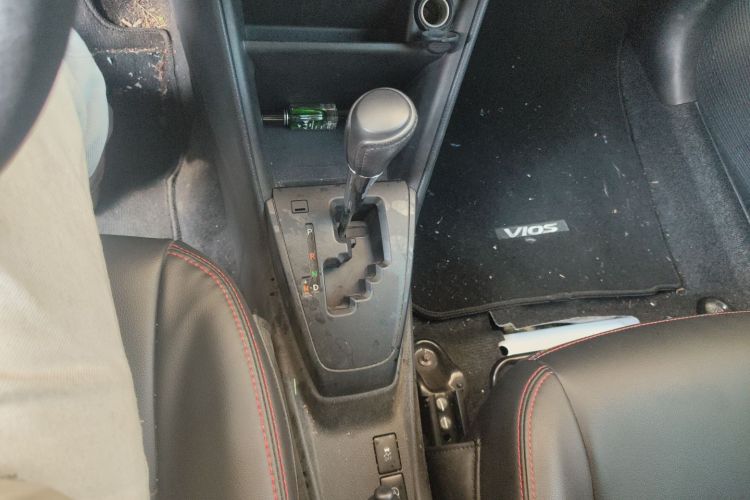 丰田 威驰 2017款 1.5L CVT创行版中控内饰18